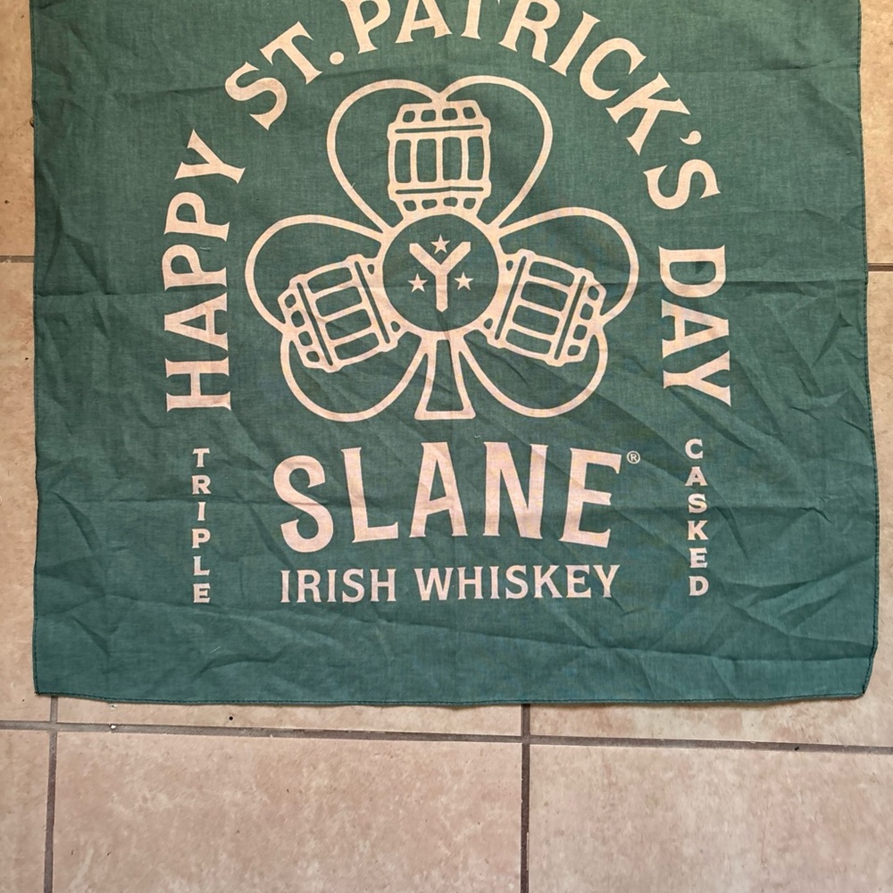 Slane Irish Whiskey Bandana Scarf Wrap Handkerchief Green Logo Graphic VTG 22”